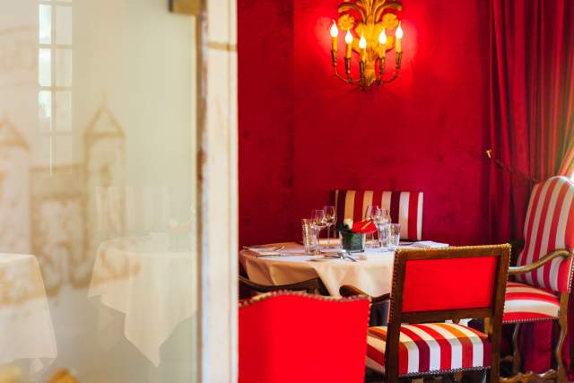 Table <span>restaurant La Table d'Igé **** en Bourgogne.</span>